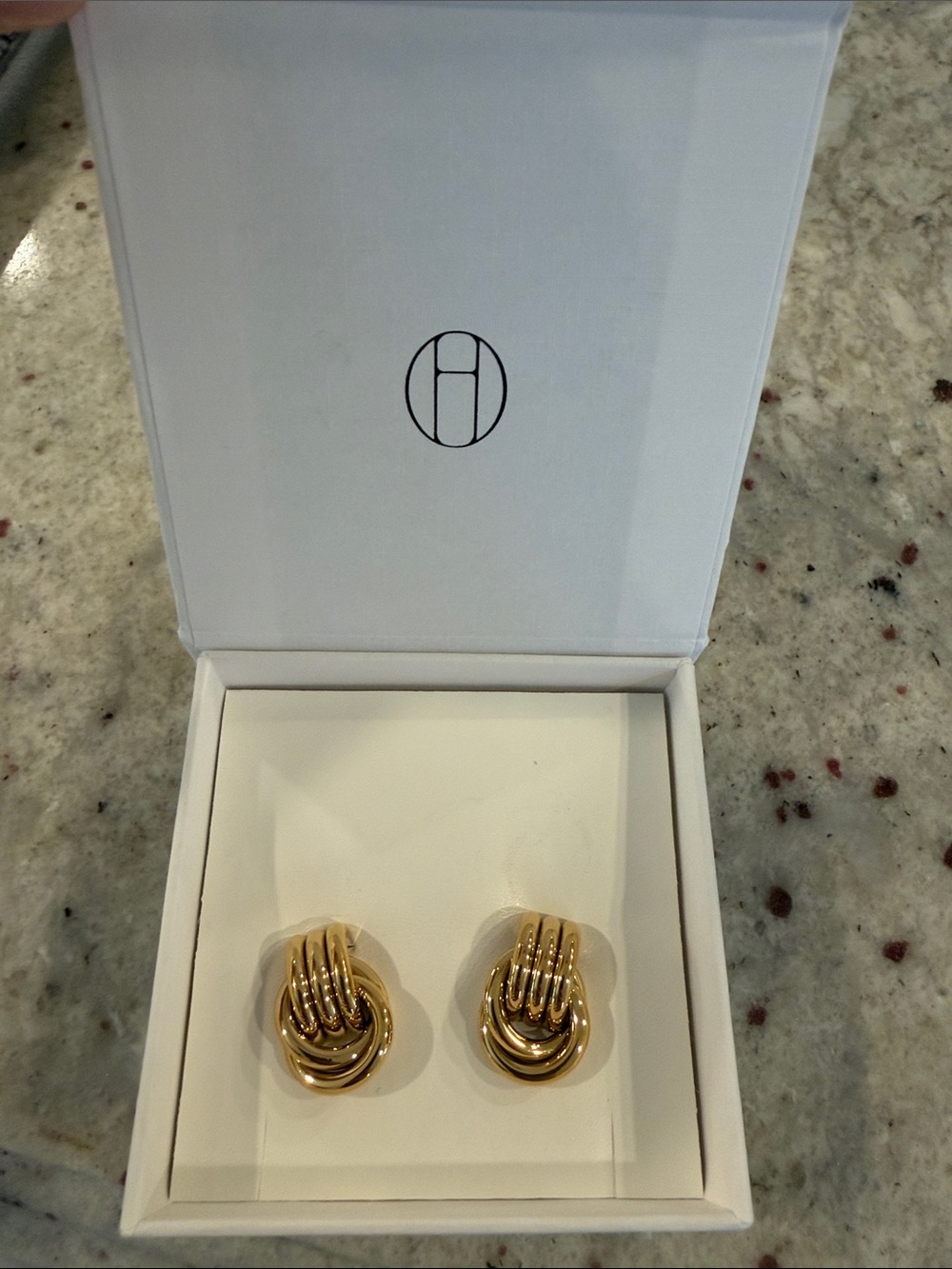 Classic Gold Knot Cluster Earrings - Women's Jewelry - Picture 3 of 7